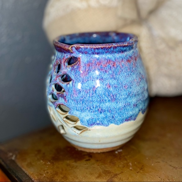 TWO BEAUTIFUL HANDMADE CERAMIC CANDLE HOLDERS - LIKE NEW - Picture 6 of 16